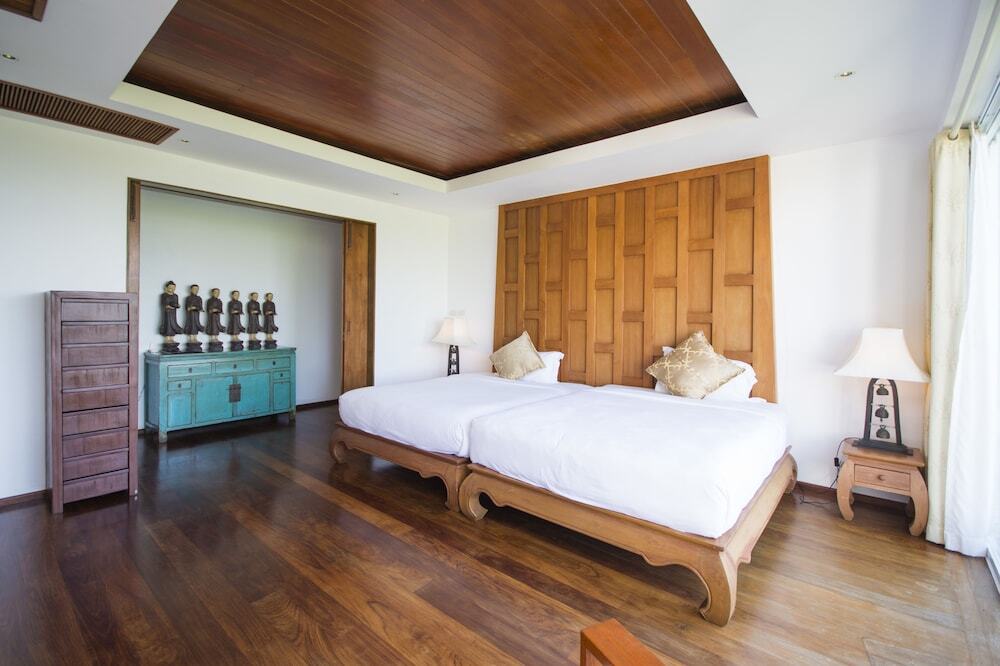 4-BR Seaview Villa with Large Pool at Surin Beach — фото 2