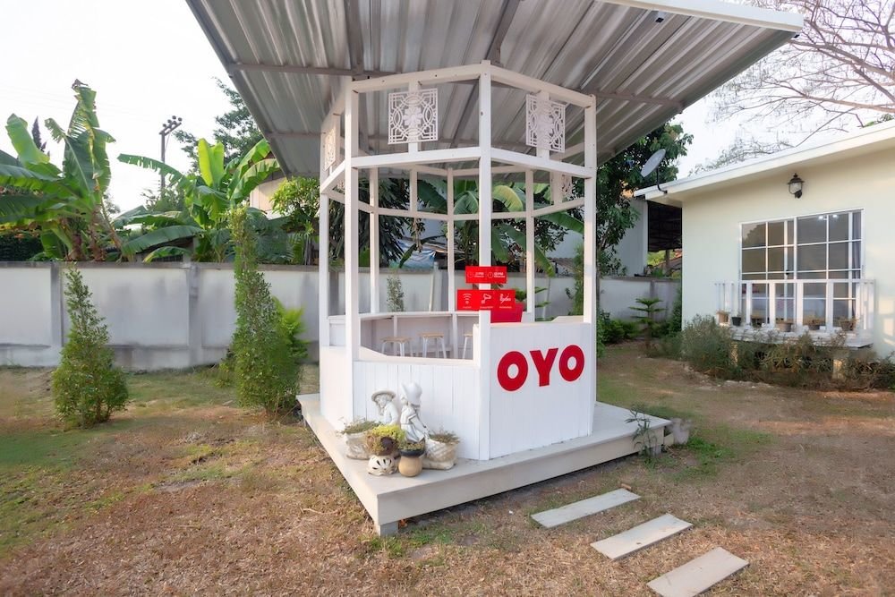 Сарапхи: OYO 556 Chaisathan Cottage