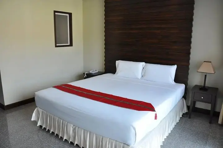 Муанг: Karon Bay Inn