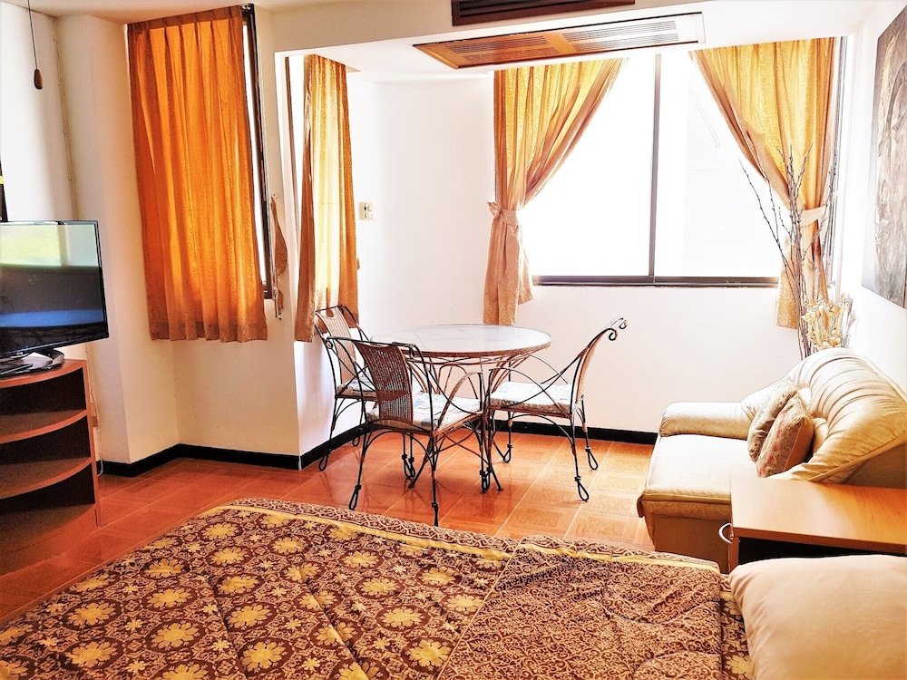 Паттайя: Thepthip Mansion Pattaya 5th Floor Studio Apartment
