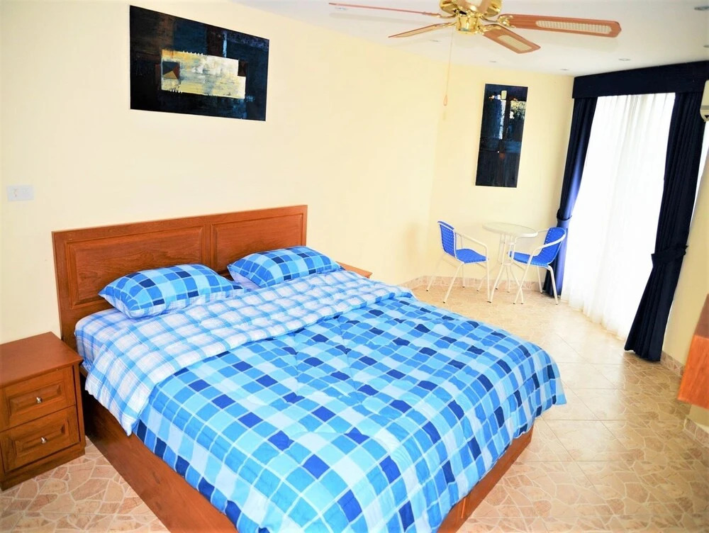 Паттайя: Angket Condominium Floor 8 Pool View 1 Bedroom