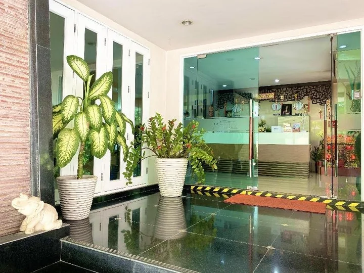 Бангкок: 14 Place Sukhumvit Suites