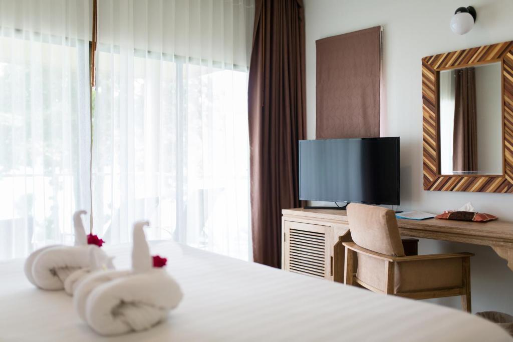 Пхи-Пхи-Дон: Bayview Resort Phi Phi Island - Beach Front Resort