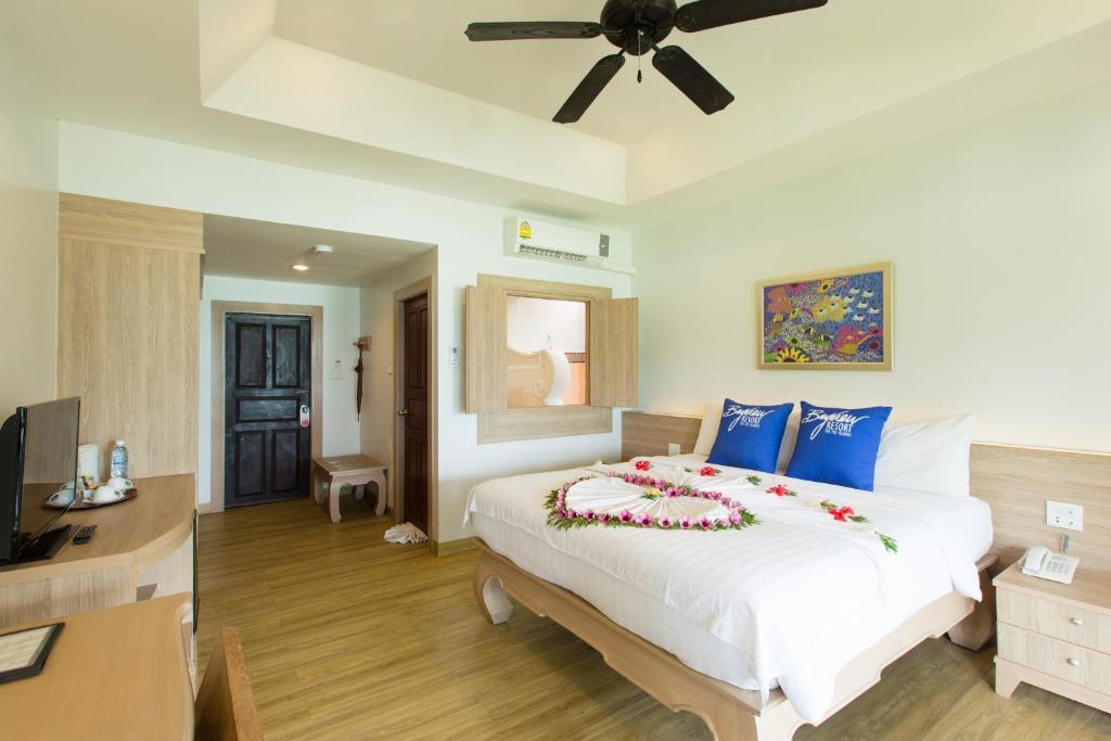 Пхи-Пхи-Дон: Bayview Resort Phi Phi Island - Beach Front Resort