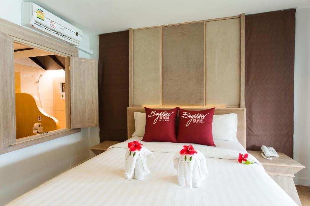 Пхи-Пхи-Дон: Bayview Resort Phi Phi Island - Beach Front Resort
