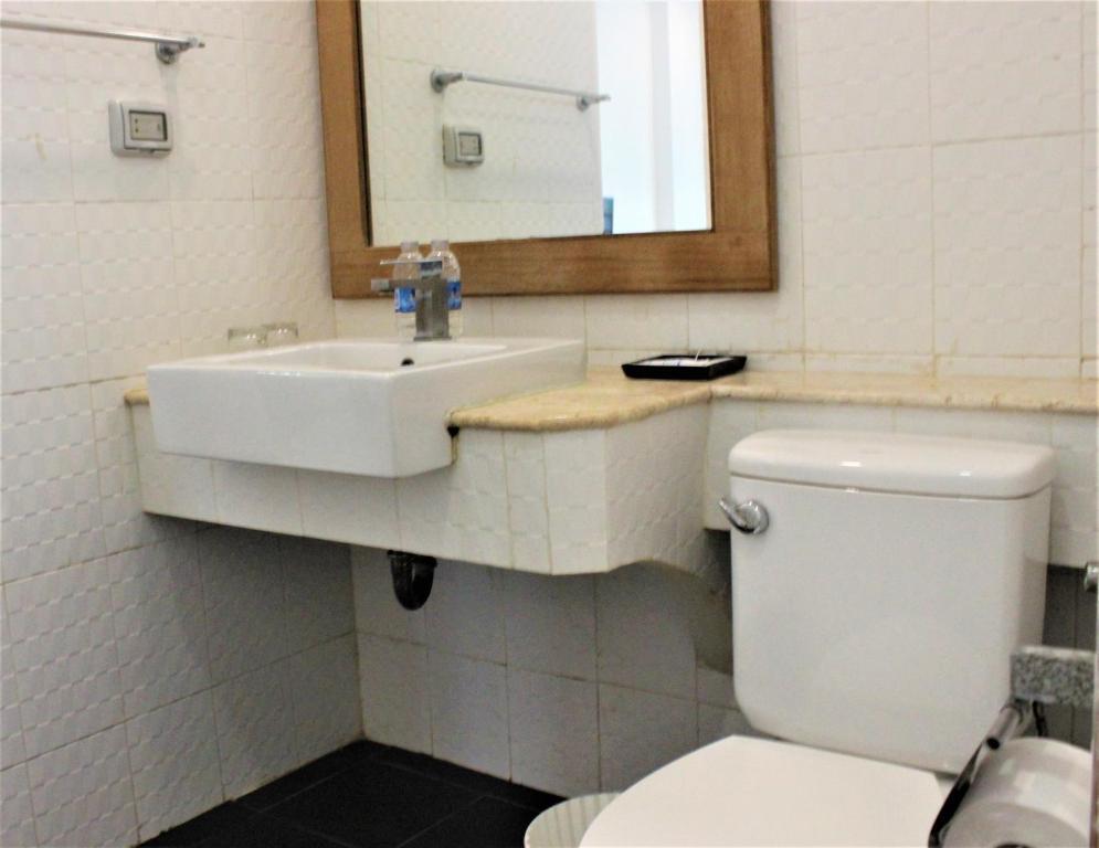 Пхи-Пхи-Дон: Bayview Resort Phi Phi Island - Beach Front Resort