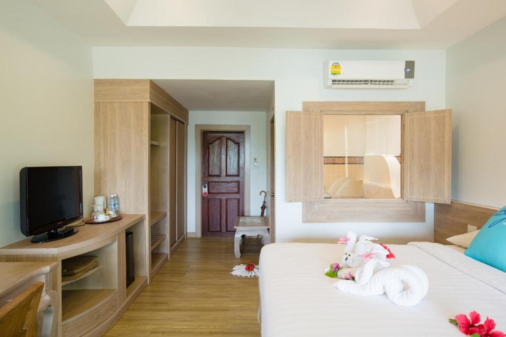 Пхи-Пхи-Дон: Отель Bay View Resort and Premier Resort
