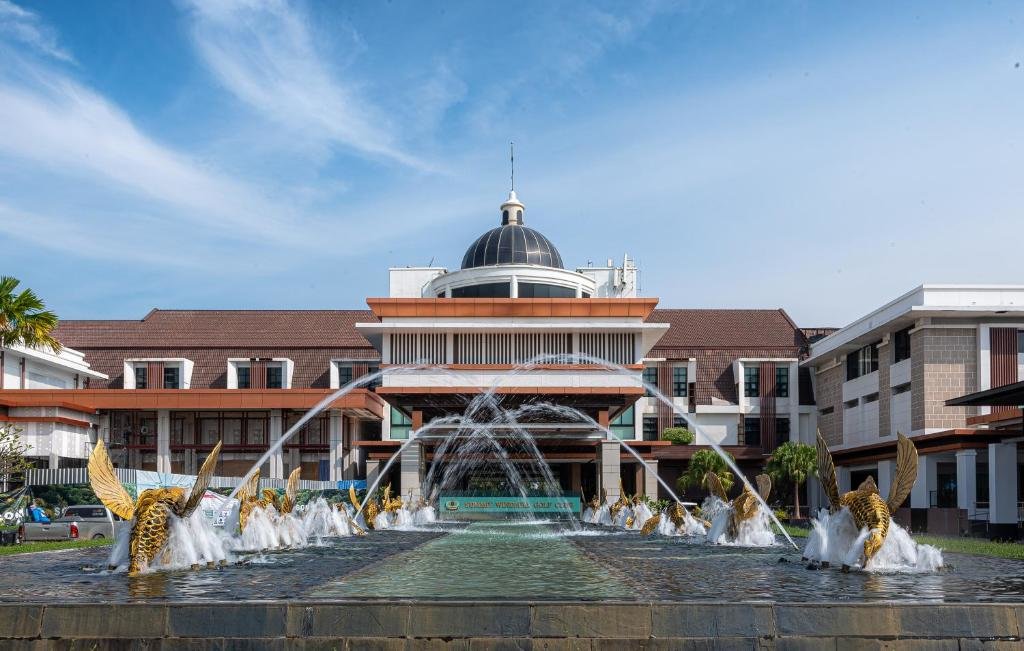 Банг Пхли: Summit Windmill Golf Suite Hotel @Suvarnabhumi