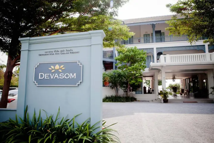 Чаам: Devasom Hua Hin Resort
