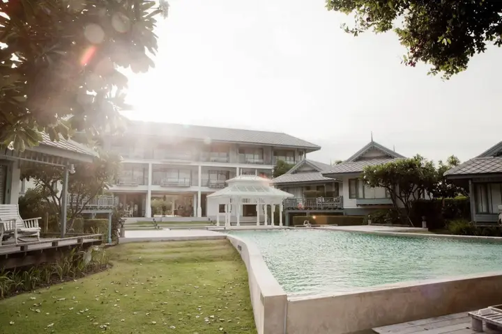 Чаам: Devasom Hua Hin Resort
