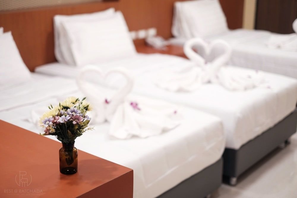 Бангкок: Rest at Ratchada Hotel