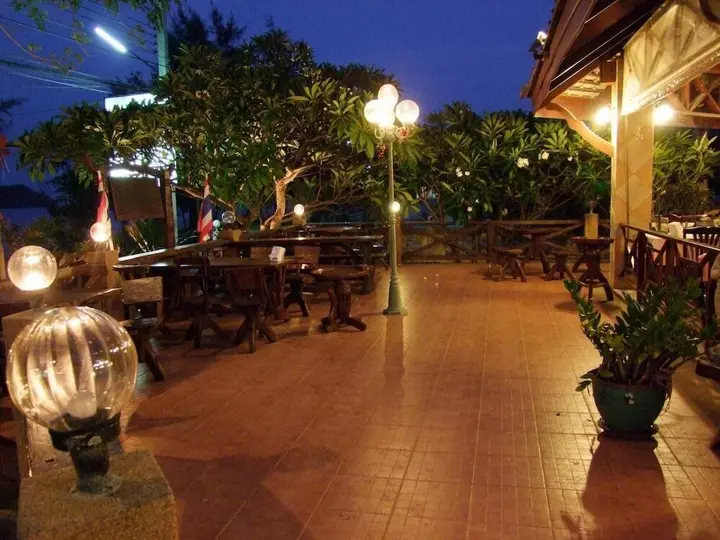 Сам-Рои-Йот: Samroiyod Holiday Resort