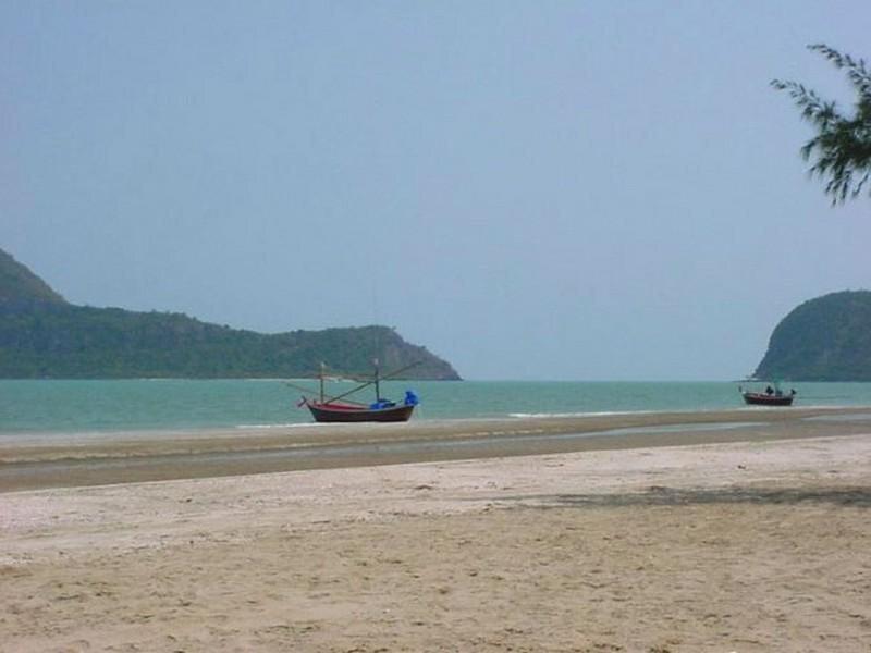 Сам-Рои-Йот: Samroiyod Holiday Resort