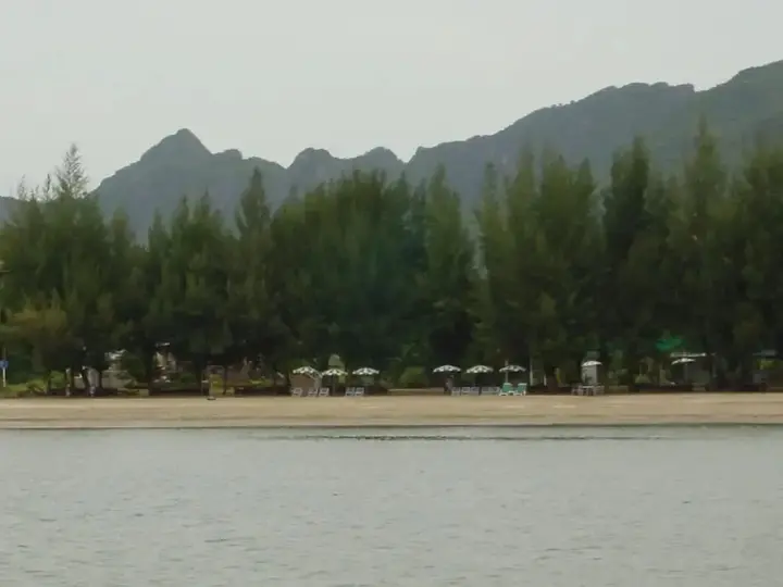 Сам-Рои-Йот: Samroiyod Holiday Resort