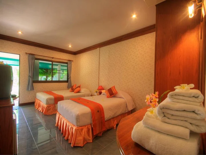 Сам-Рои-Йот: Samroiyod Holiday Resort