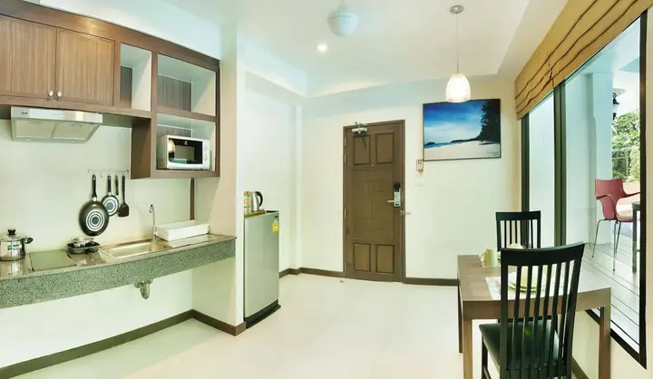 Патонг: Ratana Hill Patong