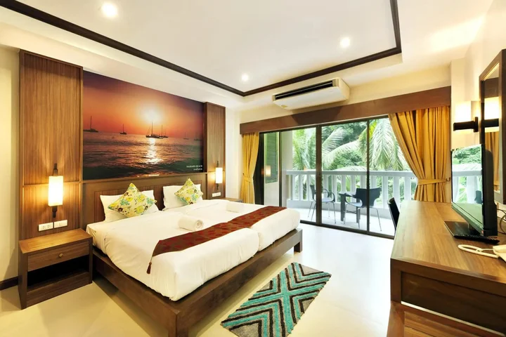 Патонг: Ratana Hill Patong