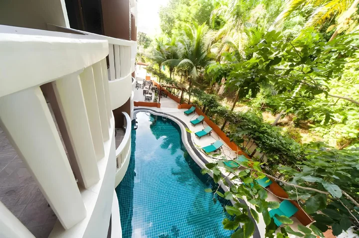 Патонг: Ratana Hill Patong