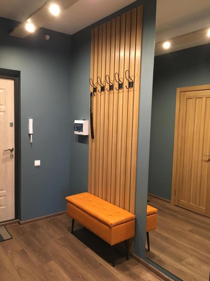 Великий Новгород: Apartment Kolmovskaya 87