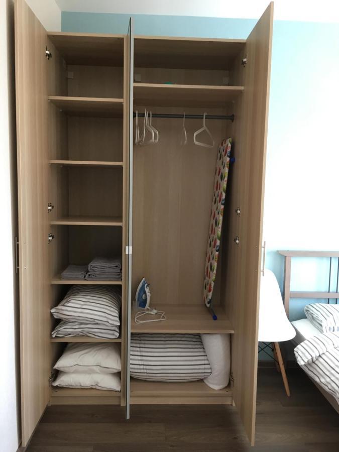 Великий Новгород: Apartment Kolmovskaya 87