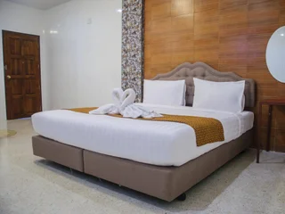 Чумпхон: Salathai Chumphon