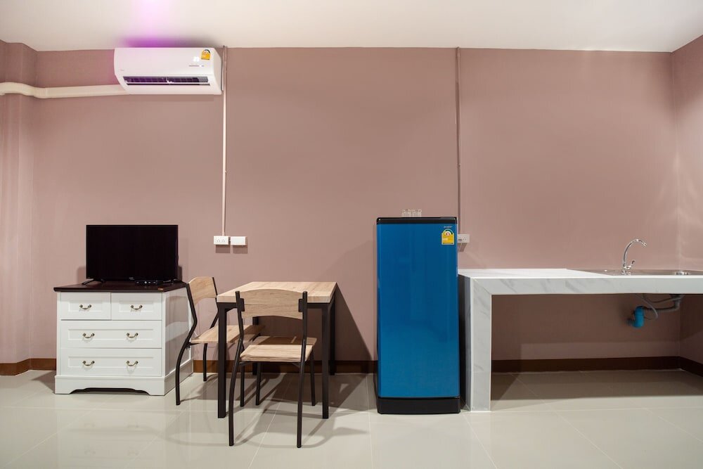 Саттахип: Oyo 784 Brown Home Sattahip