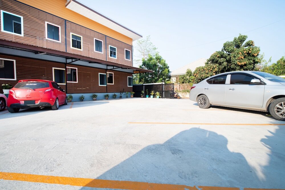 Саттахип: Oyo 784 Brown Home Sattahip