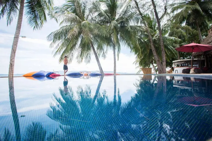 Ко-Пханган: B52 Beach Resort