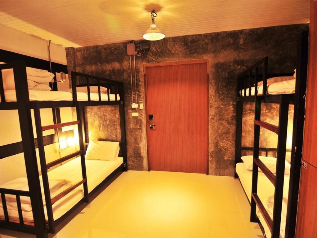 Пхи-Пхи-Дон: Freedom Hostel at Phi Phi by OYO Rooms