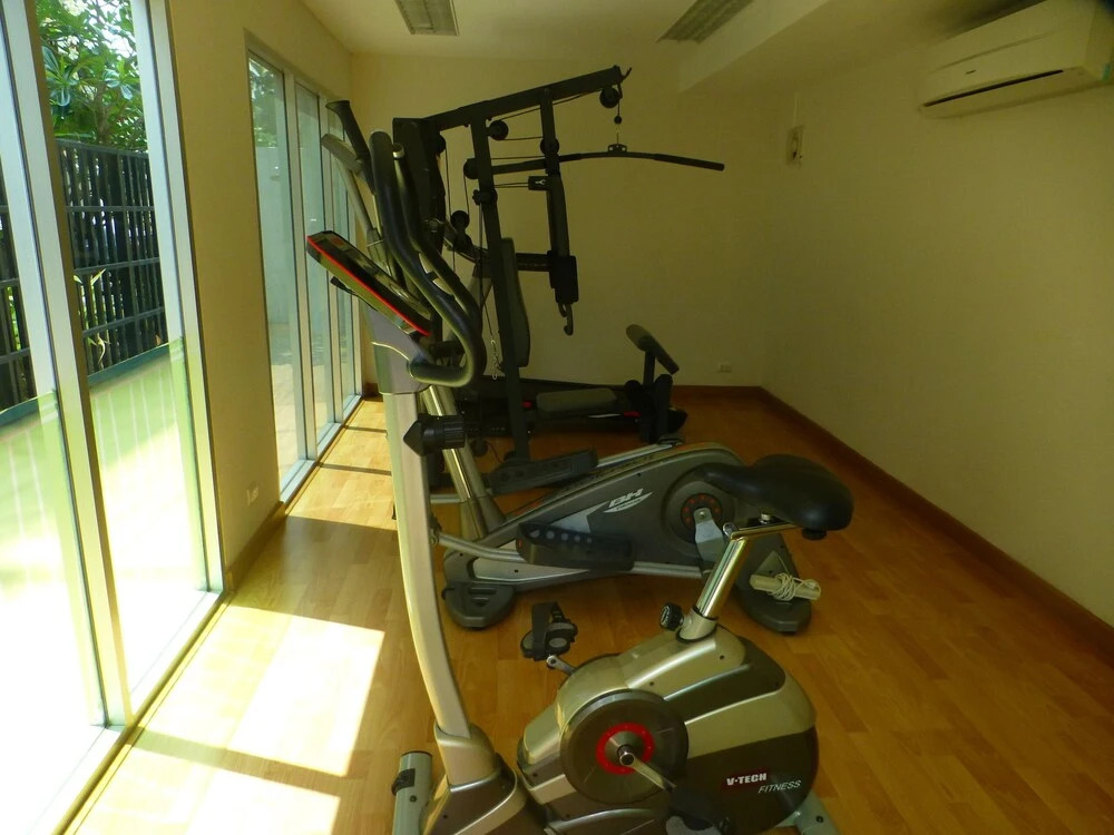 Удонтхани: 1 Double Bedroom Apartment With Swimming Pool Security and High Speed Wifi