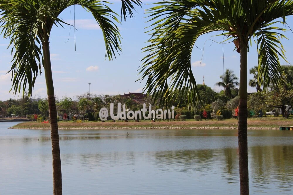 Удонтхани: 1 Double Bedroom Apartment With Swimming Pool Security and High Speed Wifi