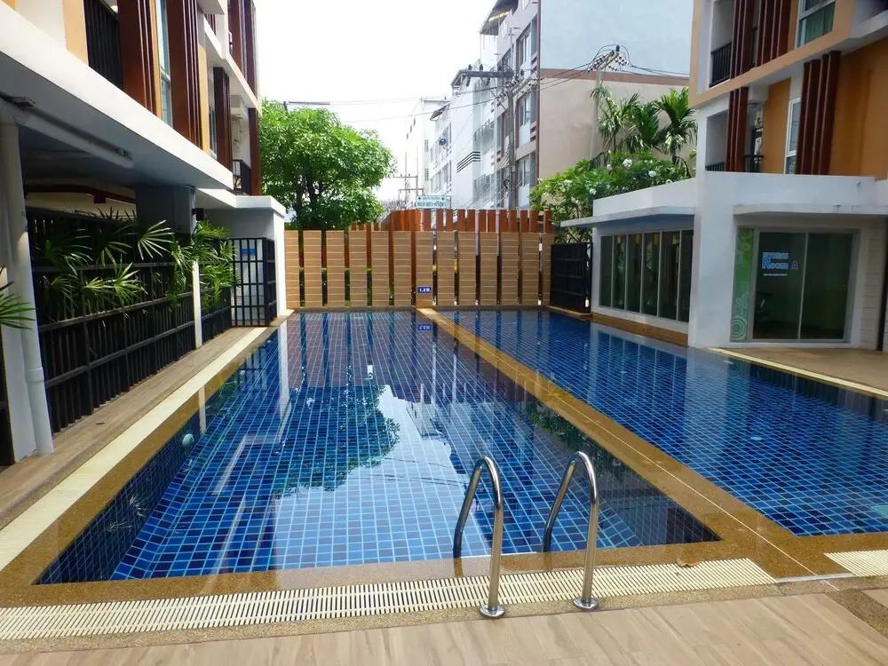 Удонтхани: 1 Double Bedroom Apartment With Swimming Pool Security and High Speed Wifi