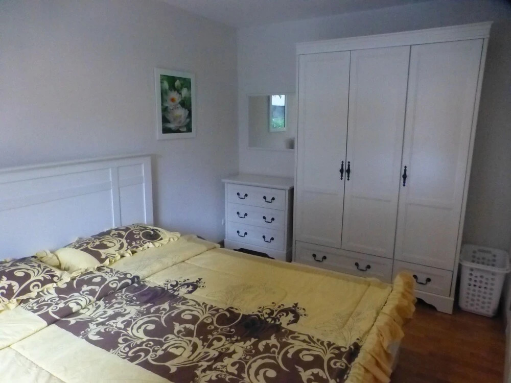 Удонтхани: 1 Double Bedroom Apartment With Swimming Pool Security and High Speed Wifi