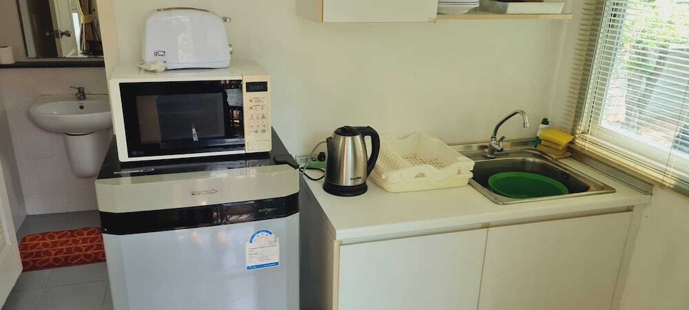Удонтхани: 1 Double Bedroom Apartment With Swimming Pool Security and High Speed Wifi