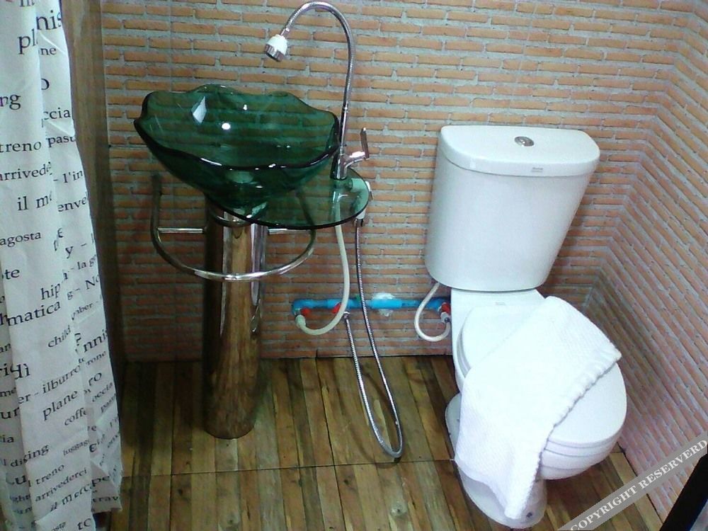 Сураттхани: Oyo 1031 Amera Resort
