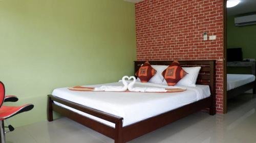 Сураттхани: Oyo 1031 Amera Resort
