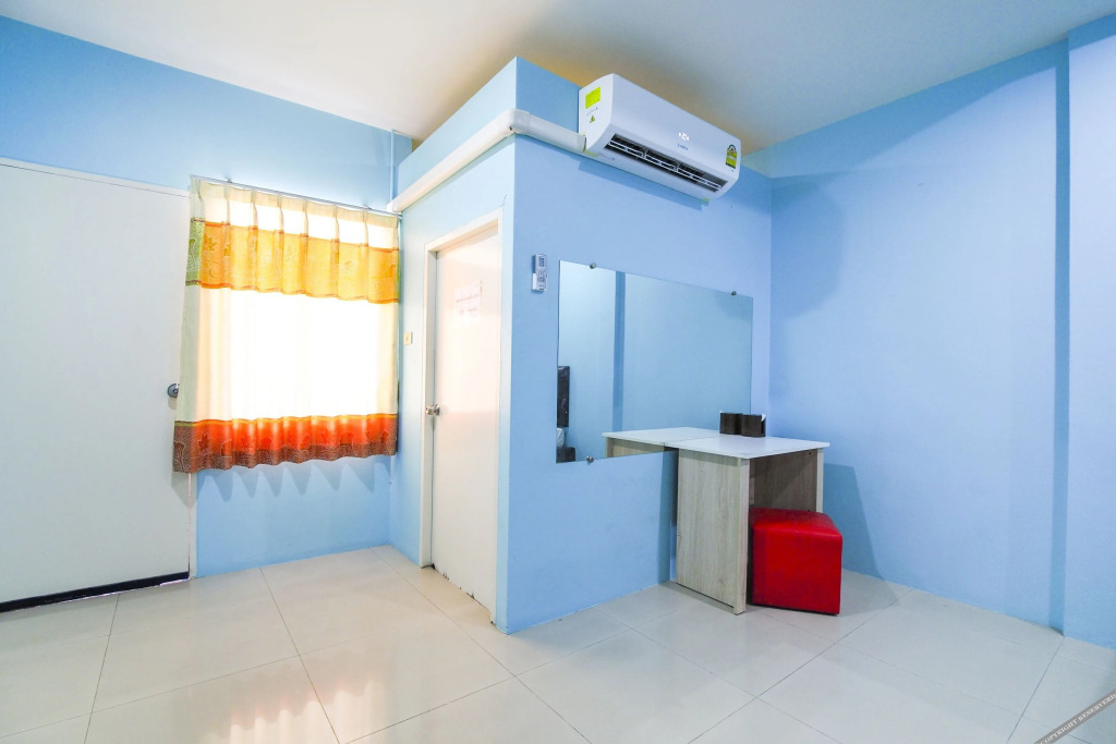 Чонбури: OYO 622 Sixsense Hotel (Vaccinated Staff)