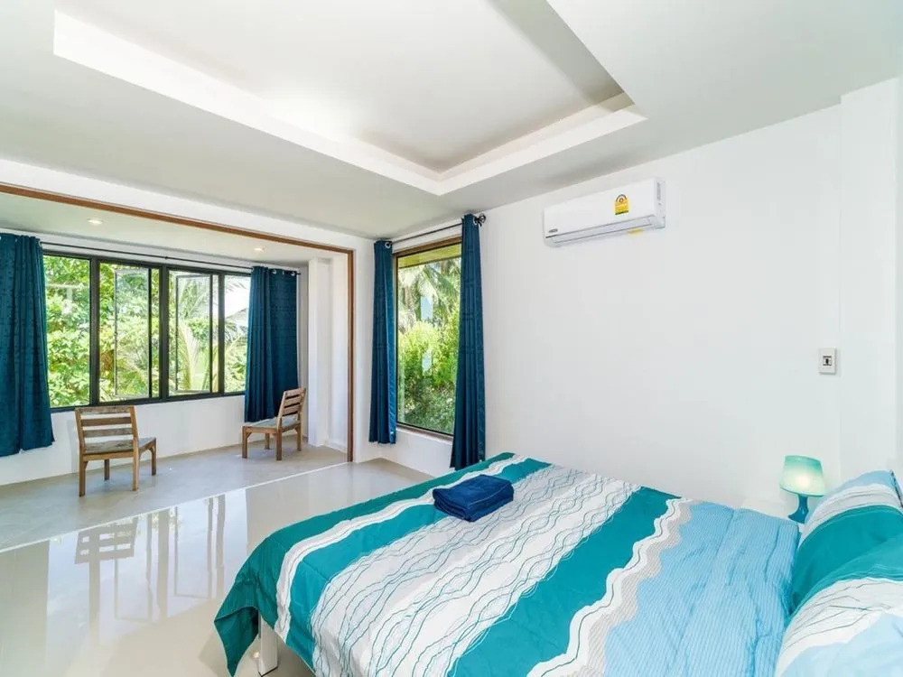 Самуи: 2 Bedroom Beach Front Apartment A2 Lamai