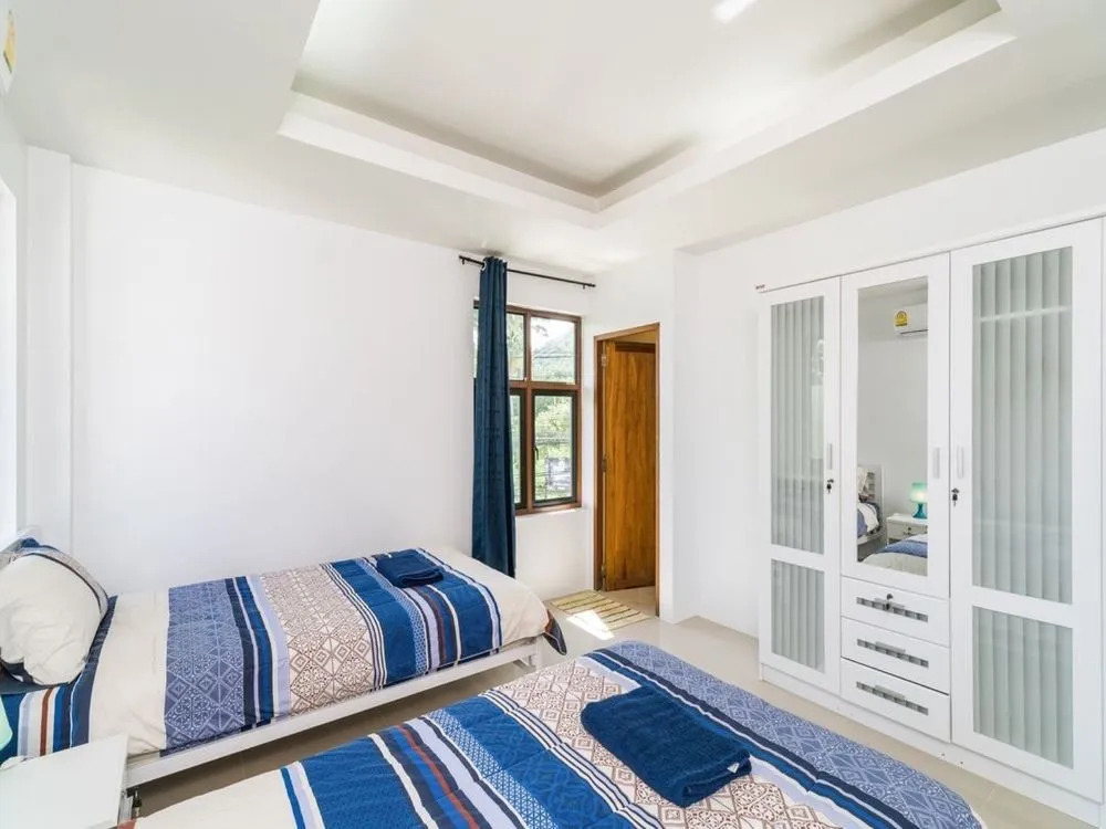 Самуи: 2 Bedroom Beach Front Apartment A2 Lamai