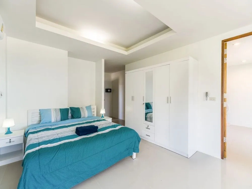Самуи: 2 Bedroom Beach Front Apartment A2 Lamai