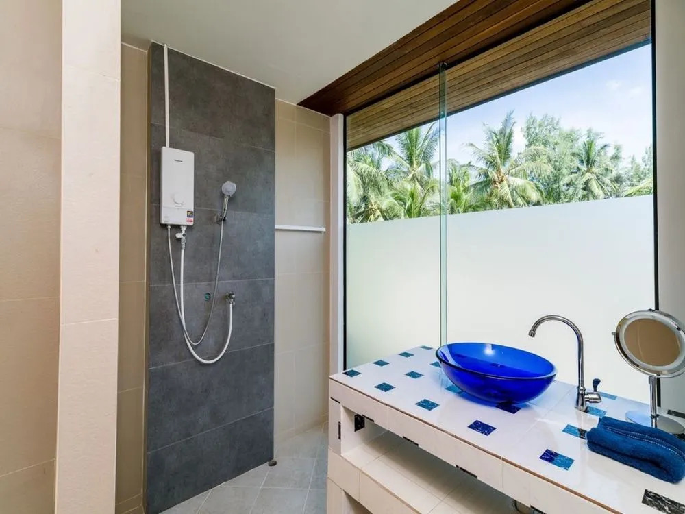 Самуи: 2 Bedroom Beach Front Apartment A2 Lamai