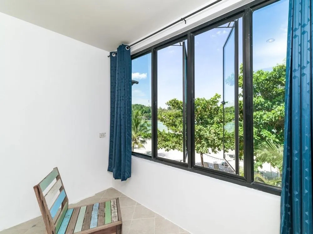 Самуи: 2 Bedroom Beach Front Apartment A2 Lamai