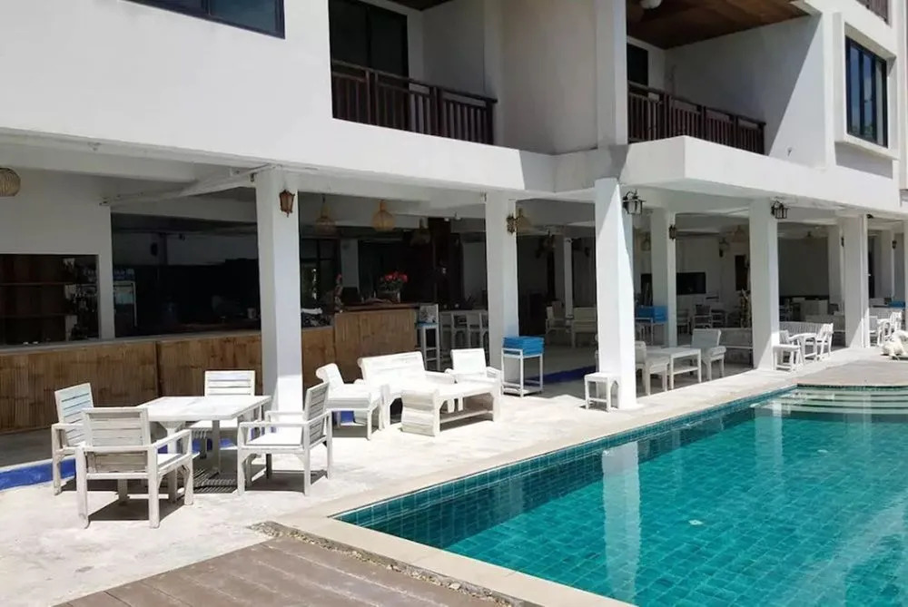Самуи: 2 Bedroom Beach Front Apartment A2 Lamai