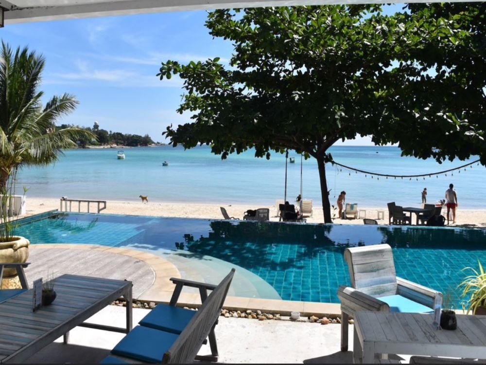 Самуи: 2 Bedroom Beach Front Apartment A1 Lamai