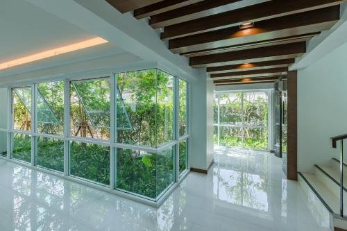 Бангтхорат: Thongchen Residence