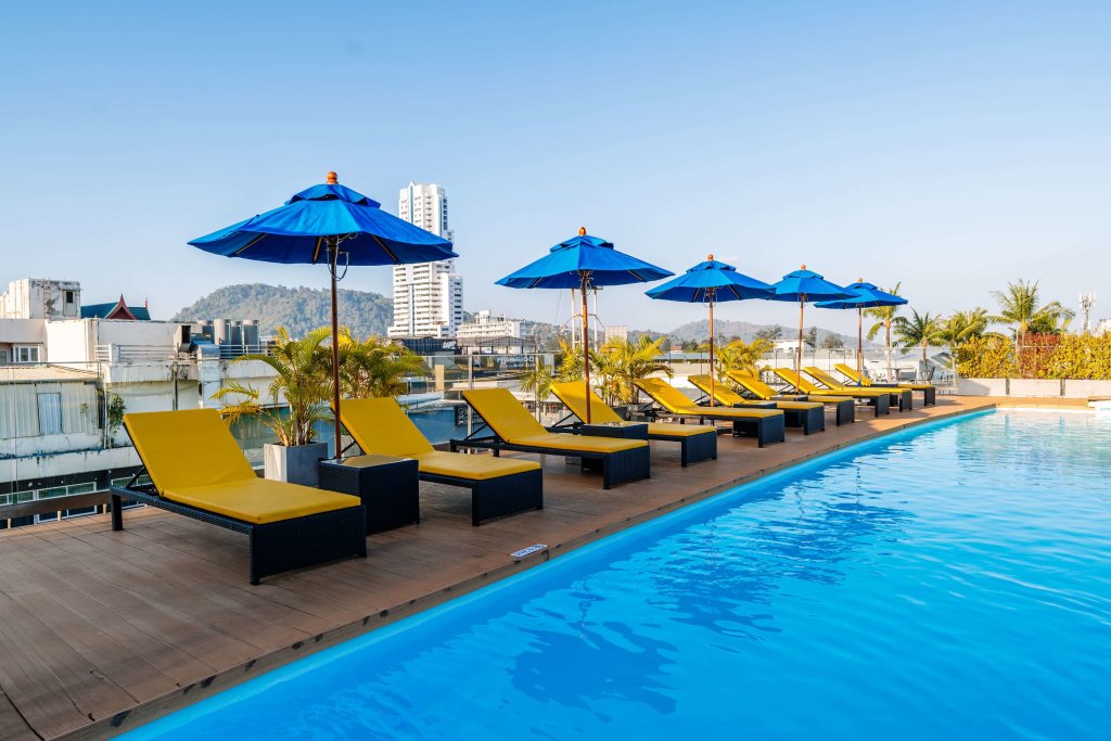 Кату: Days Inn by Wyndham Patong Beach Phuket