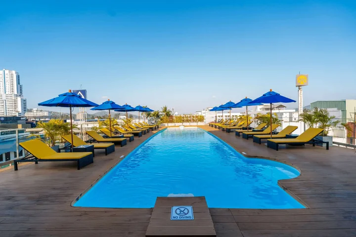 Кату: Days Inn by Wyndham Patong Beach Phuket