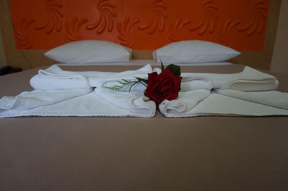 Лансака: The Loom Resort Thung Song