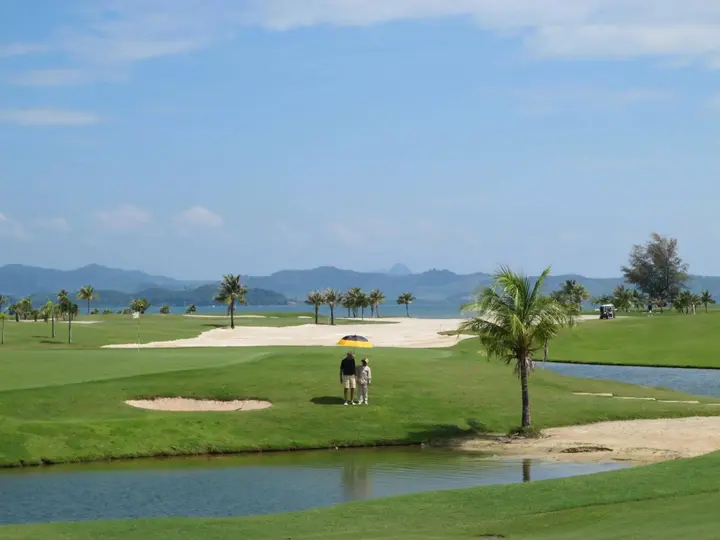 Тхаланг: Mission Hills Phuket Golf Resort