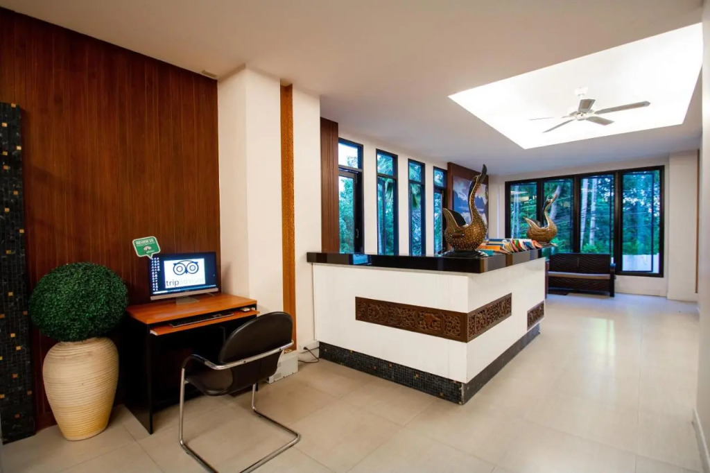 Пхукет: Peach Hill Resort